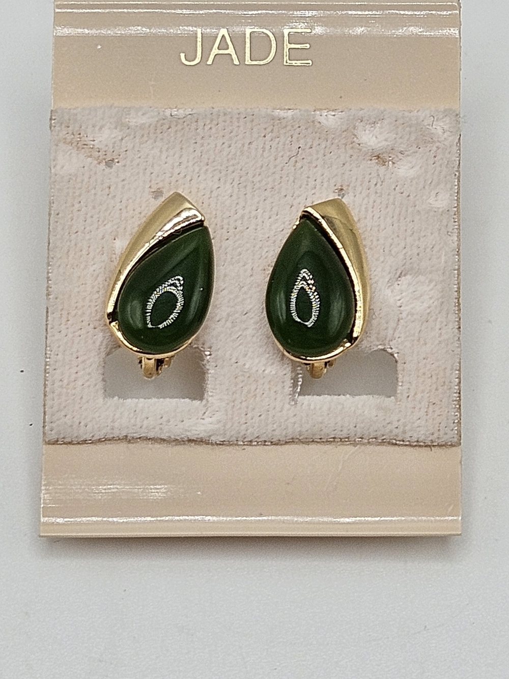 NEW VINTAGE Genuine Green Jade Cabochon Gold Plated Earrings Clip On Deadstock